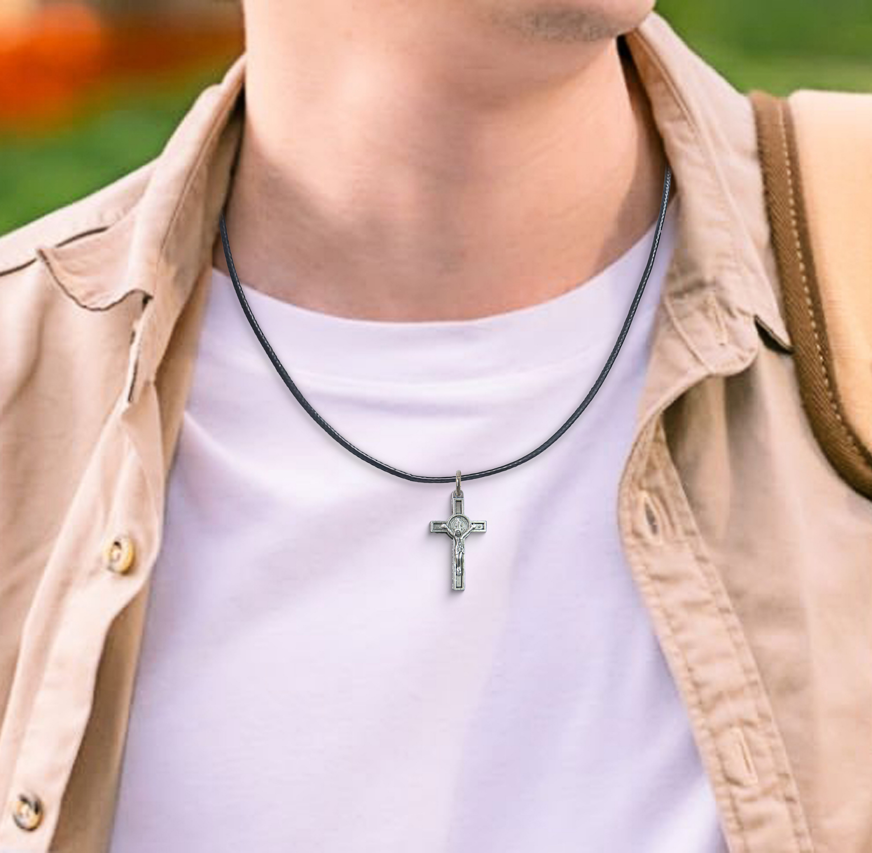 1004971 black string_2